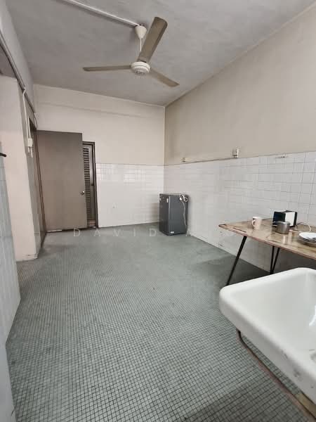 Taman OUG untuk Untuk Disewa - RM 1,600 /bulan, Mac 2026 - Kitchen - PropertyGuru.com.my