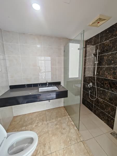 Kondominium untuk Disewa di Paradiso Nuova (Merak Kayangan) - Siming Lim - Bathroom - PropertyGuru.com.my