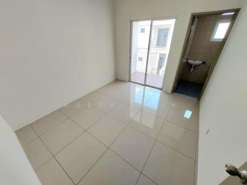 Terraced House for Sale in Kampung Selangor Dredging (Dengkil) - Nurra Eikin - Interior - PropertyGuru.com.my