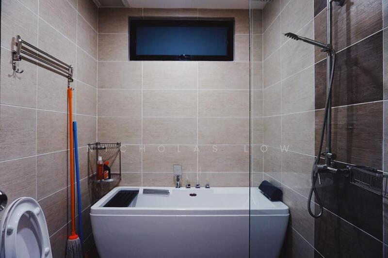 Service Residence for Rent at Molek Regency - Nicholas Low - Bathroom - PropertyGuru.com.my