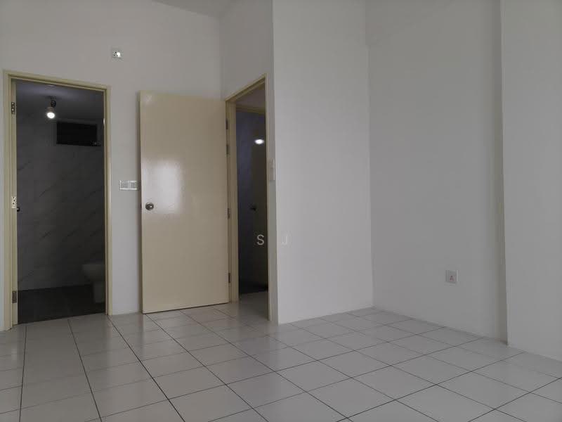 Condominium for Sale at Laguna Bay Residences - SJ Ho - Laguna Bay - Actual Unit Footage - PropertyGuru.com.my