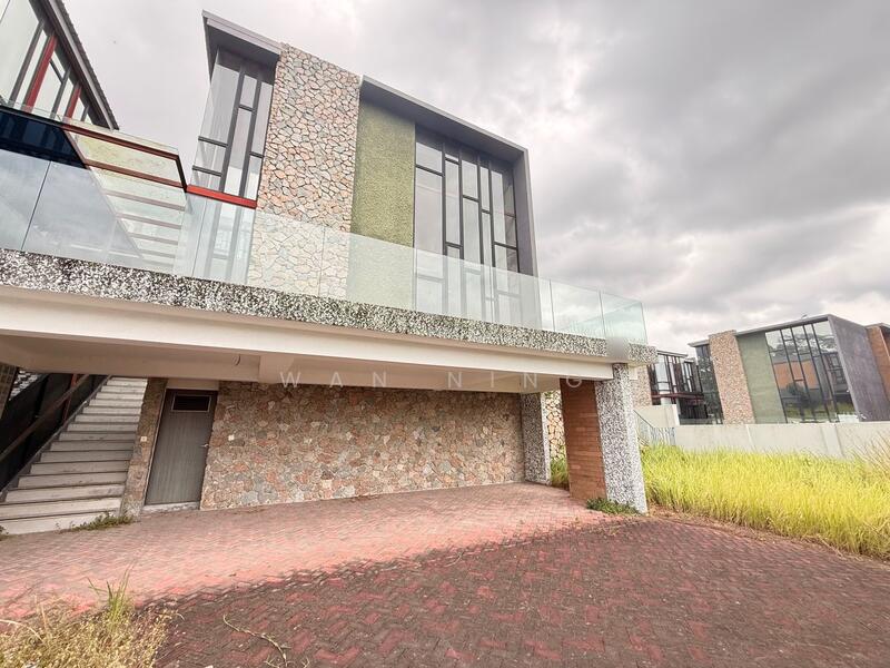 Semi-Detached House for Sale in Johor Bahru (Johor) - Wan Ning - PropertyGuru.com.my