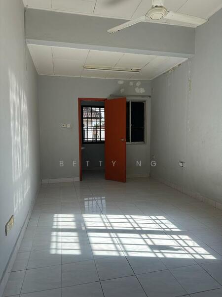 2-storey Terraced House for Sale at Taman Sri Pulai Perdana - Betty Ng - PropertyGuru.com.my
