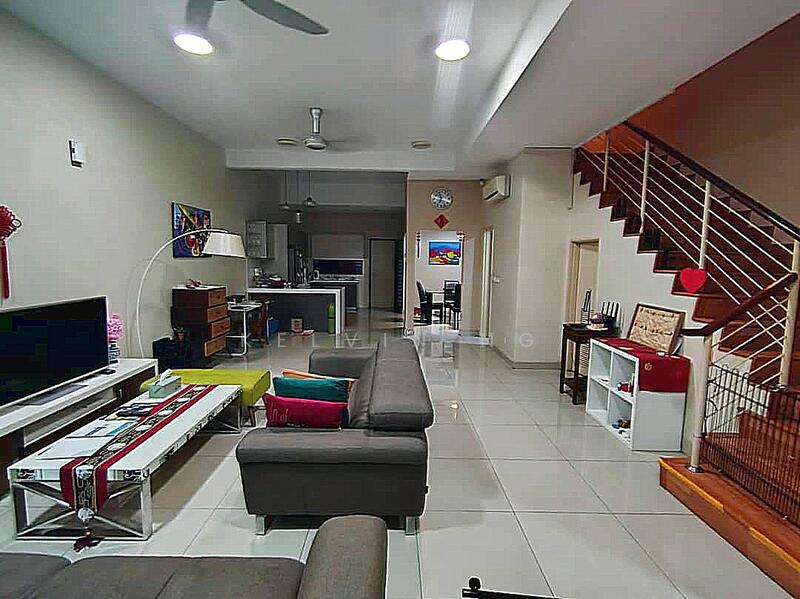 3-storey Terraced House for Sale in Prima Selayang (Selayang) - Kelvin Ng - Living Room - PropertyGuru.com.my