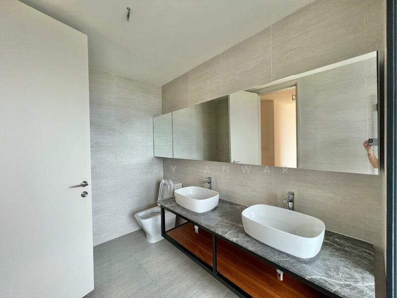 Service Residence for Sale at Residensi Solaris Parq - Harry Anwar - Bathroom - PropertyGuru.com.my