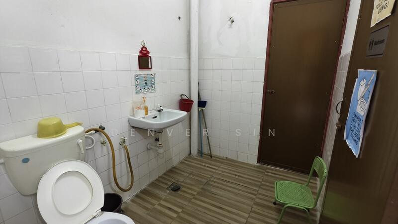 Terraced House for Sale in Taman Rakan (Kajang) - Denver Sin - Bathroom - PropertyGuru.com.my