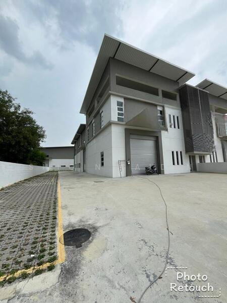 Detached Factory for Rent in Rawang (Selangor) - Shiqin Saidin - Exterior - PropertyGuru.com.my