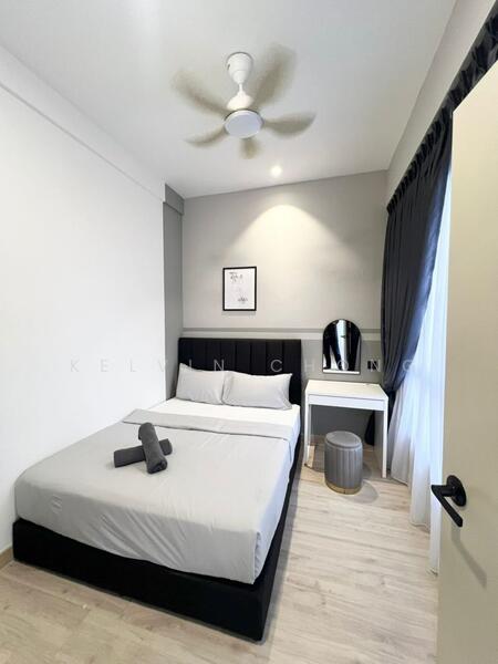 For Rent - Piccadilly