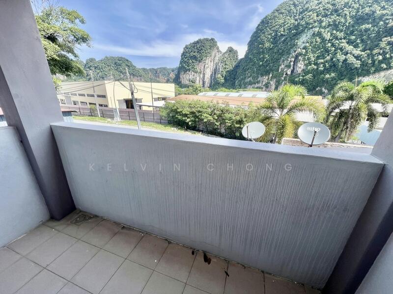 For Rent - Bandar Seri Botani Partially Furnish 2 Sty