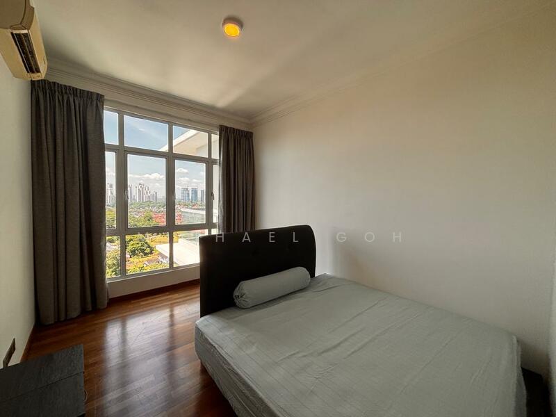 For Rent - Summerscape Luxury Condominium