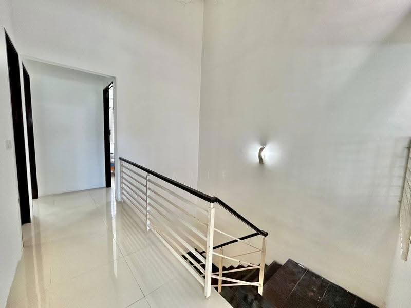 Terraced House for Sale in Shah Alam (Selangor) - Alif Saad - Corridor - PropertyGuru.com.my