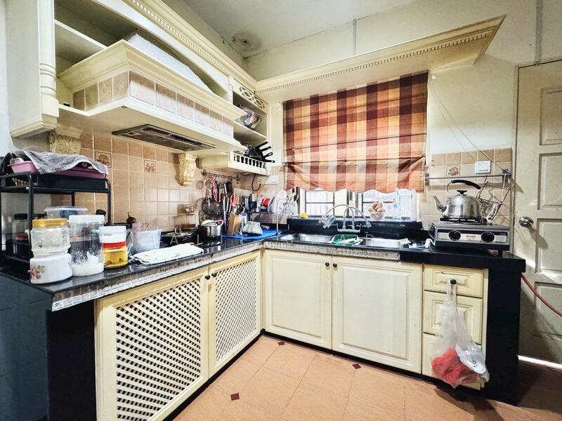 2-storey Terraced House for Sale in Cahaya Spk (Shah Alam) - Alif Saad - Kitchen - PropertyGuru.com.my
