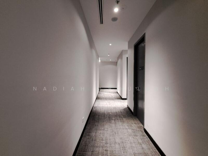 For Rent - Met 1 Office Towers