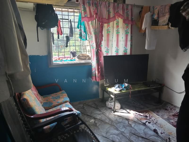 Rumah Flat untuk Dijual di Cheras Ria - Vanny Lum - Living Room - PropertyGuru.com.my