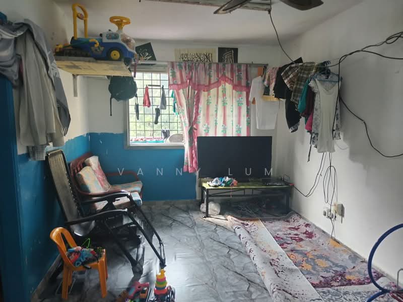Rumah Flat untuk Dijual di Cheras Ria - Vanny Lum - Living Room - PropertyGuru.com.my