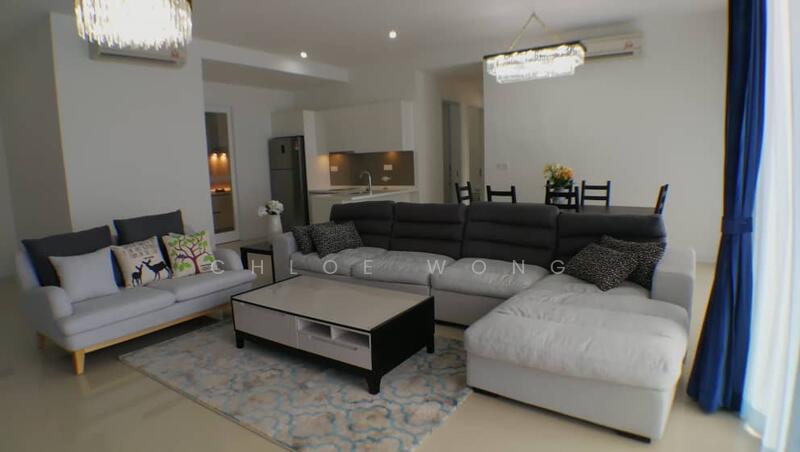 Kondominium untuk Dijual di Pavilion Hilltop - Chloe Wong - Living Room - PropertyGuru.com.my