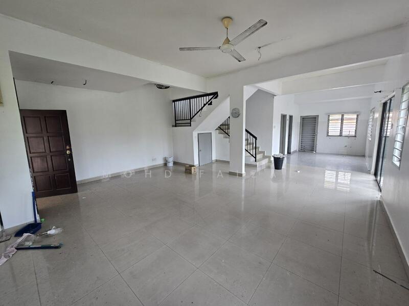 2-storey Terraced House for Sale in Nilai (Negeri Sembilan) - Mohd Faizal - Living Room - PropertyGuru.com.my