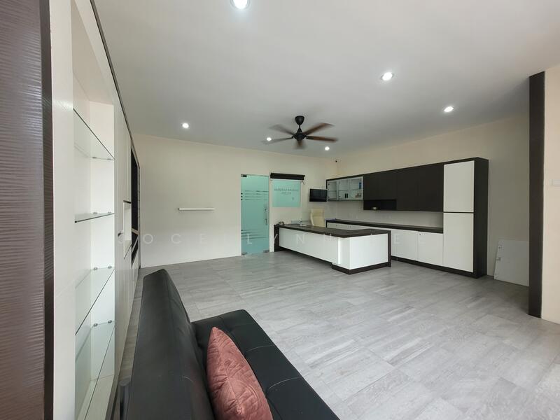 For Rent - Farlim Square