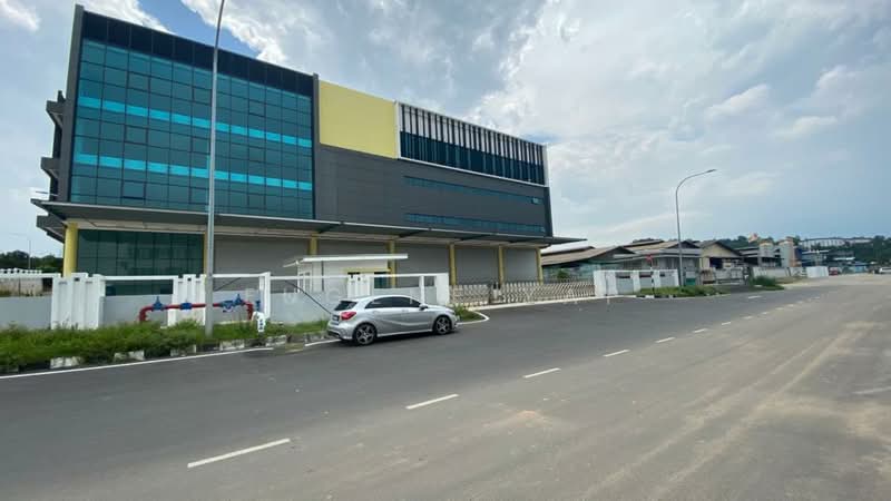 Kilang untuk Disewa di Taman Perindustrian Balakong Jaya (Balakong) - Eugene Yap - PropertyGuru.com.my