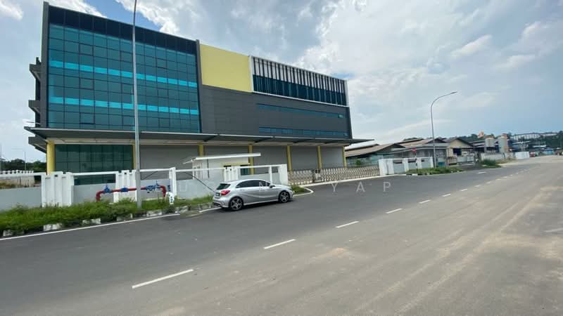 Kilang untuk Disewa di Taman Perindustrian Balakong Jaya (Balakong) - Eugene Yap - PropertyGuru.com.my