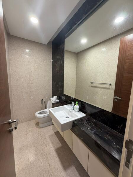 Service Residence for Sale at The Astaka @ 1 Bukit Senyum - Ee Fong Toh - Bathroom - PropertyGuru.com.my