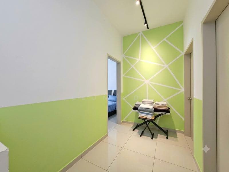 Rumah Teres 2-Tingkat untuk Dijual di Bandar Rimbayu (Telok Panglima Garang) - Leon Goh - Corridor - PropertyGuru.com.my