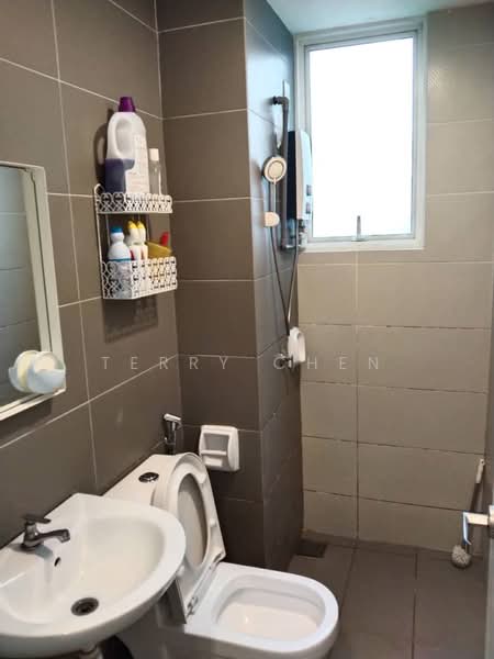 Kediaman Servis untuk Dijual di 3 Elements - Terry Chen - Bathroom - PropertyGuru.com.my