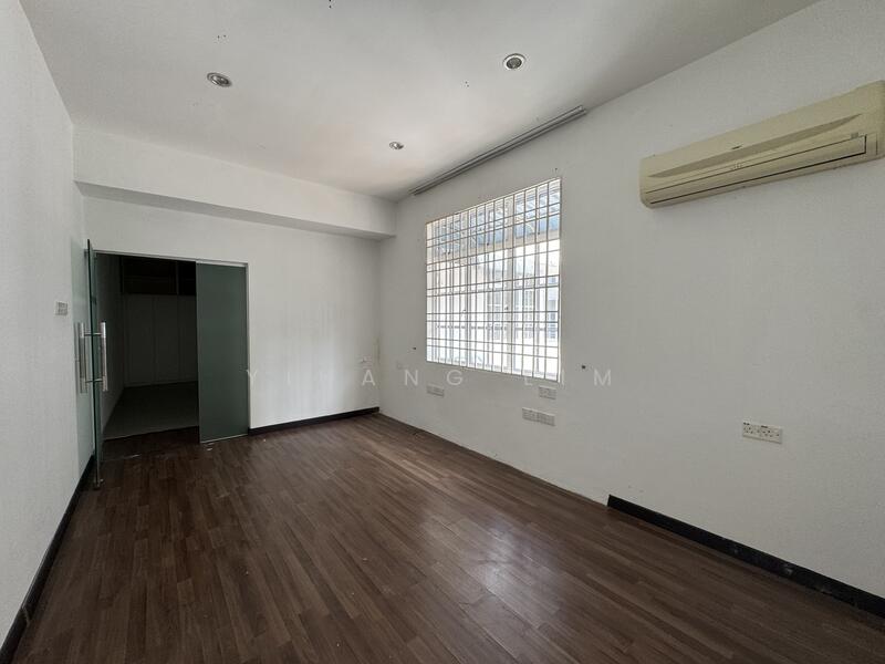 Shop for Rent in Pulau Tikus (Penang) - Yihang Lim - Interior - PropertyGuru.com.my