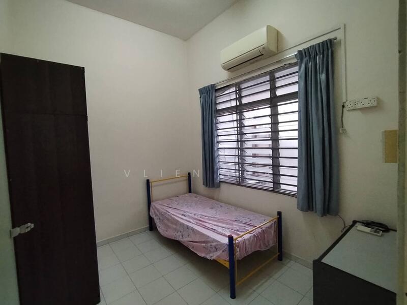 For Rent - Taman Megah Ria