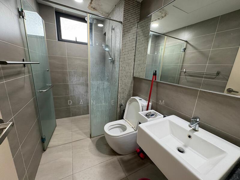 Service Residence for Rent at V Residence 2 @ Sunway Velocity - Daniel Lim - Bathroom - PropertyGuru.com.my