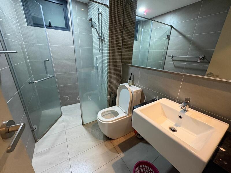 Service Residence for Rent at V Residence 2 @ Sunway Velocity - Daniel Lim - Bathroom - PropertyGuru.com.my
