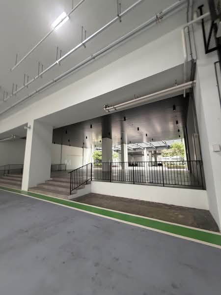 Gudang untuk Dijual di Taman Sains Selangor (Kota Damansara) - Mori Ng - Car Park - PropertyGuru.com.my