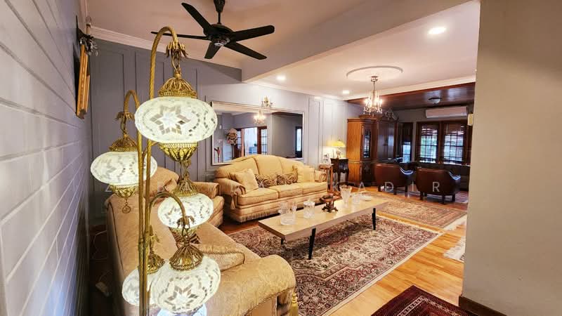 Rumah Teres 3 Tingkat untuk Dijual di Ampang Jaya (Ampang) - Zubaidah Kadir - Living Room - PropertyGuru.com.my