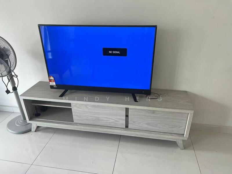 Condominium for Sale at Amberside @ Country Garden Danga Bay - Mindy Heng - Living Room - PropertyGuru.com.my