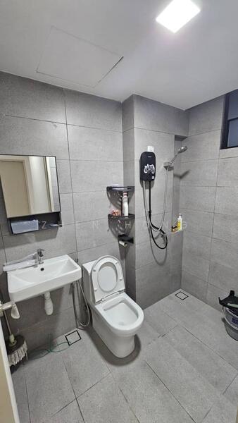 Service Residence for Rent at Vivo Executive Apartment - Zhen Hong - Bathroom - PropertyGuru.com.my