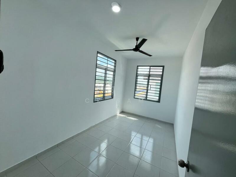 2-storey Terraced House for Sale in Taman Kundang Jaya (Rawang) - CK Sam - Interior - PropertyGuru.com.my