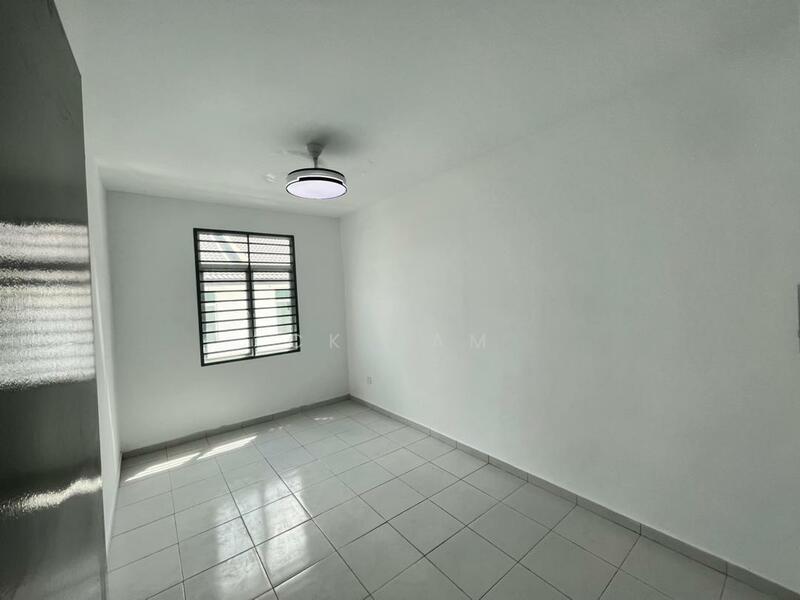 2-storey Terraced House for Sale in Taman Kundang Jaya (Rawang) - CK Sam - Interior - PropertyGuru.com.my