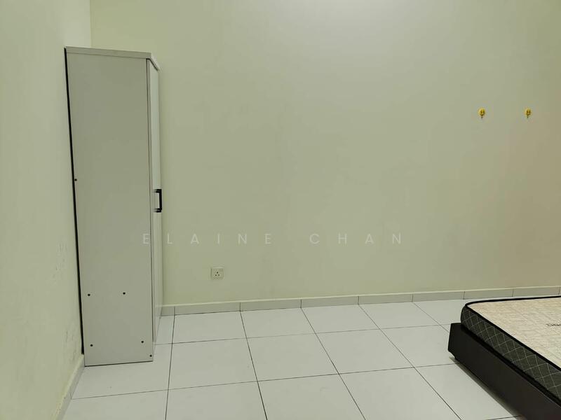 Service Residence for Rent at Sky Oasis Residence (Pangsapuri Oasis 1) - Elaine Chan - Bedroom - PropertyGuru.com.my