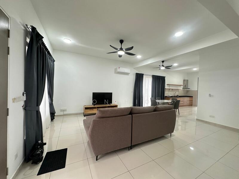 Sunway Citrine Lakehomes untuk Untuk Dijual - RM 1,380,000, Feb 2026 - Living Room - PropertyGuru.com.my