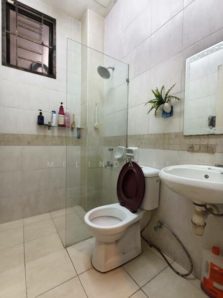 Cluster House for Sale in Taman Seri Austin (Tebrau) - Melinda Ee - Bathroom - PropertyGuru.com.my