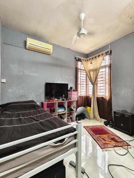 Cluster House for Sale in Taman Seri Austin (Tebrau) - Melinda Ee - Bedroom - PropertyGuru.com.my