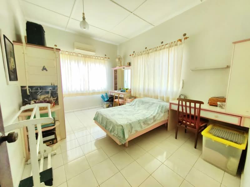Bungalow for Sale in Tanjung Bungah (Penang) - Ronald Ng - Bedroom - PropertyGuru.com.my