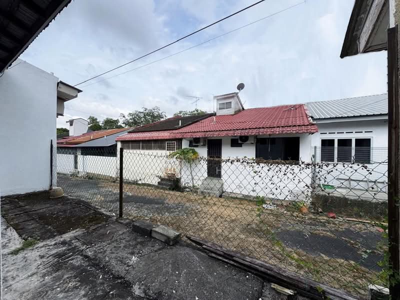 Taman Dato Penggawa Barat untuk Untuk Dijual - RM 450,000, Mac 2026 - Exterior - PropertyGuru.com.my