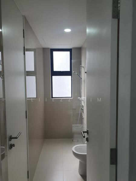 Southlink untuk Untuk Disewa - RM 3,000 /bulan, Mac 2026 - Bathroom - PropertyGuru.com.my