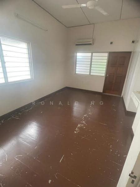Semi-Detached House for Sale in Island Glades (Jelutong) - Ronald Ng - Interior - PropertyGuru.com.my