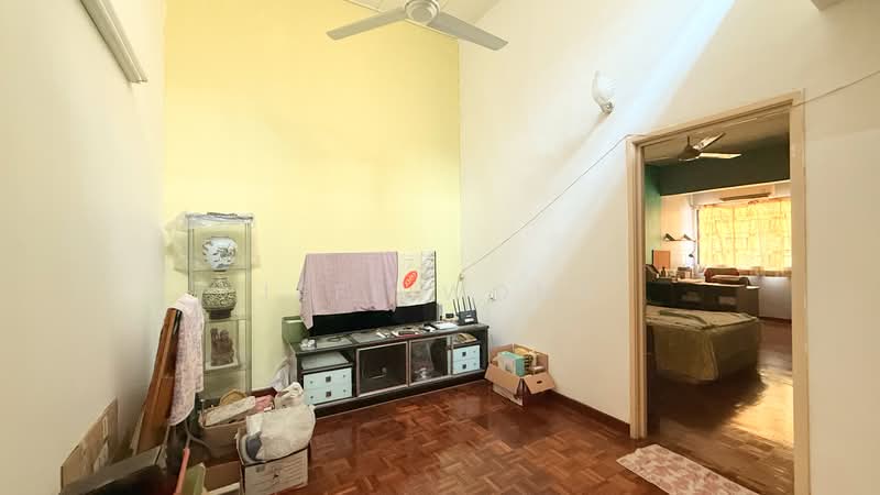Rumah Teres 2 Tingkat untuk Dijual di Seri Utama Damansara (Kota Damansara) - Jeff Wong - Living Room - PropertyGuru.com.my