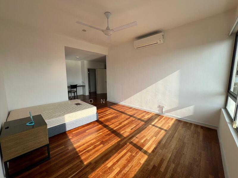 3-storey Terraced House for Rent in Tamansari (Rawang) - LEON WONG - Bedroom - PropertyGuru.com.my
