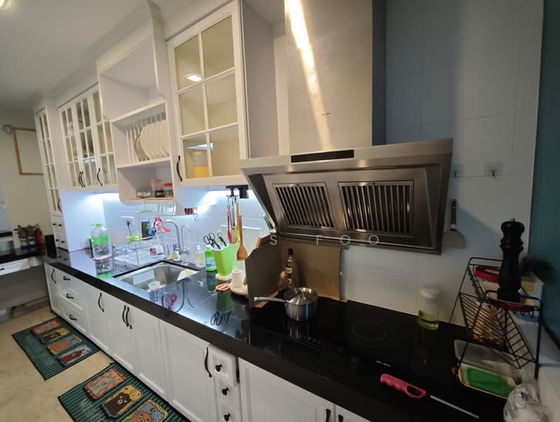 Condominium for Rent at Moonlight Bay - Lucas Foo - Kitchen - PropertyGuru.com.my