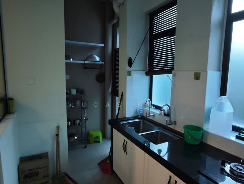 Condominium for Rent at Moonlight Bay - Lucas Foo - Kitchen - PropertyGuru.com.my