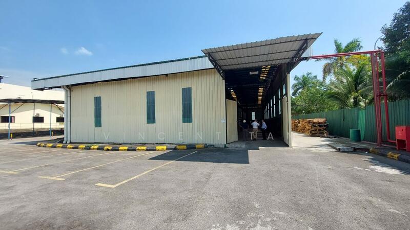 Warehouse for Rent in Nilai (Negeri Sembilan) - Vincent Tan - Exterior - PropertyGuru.com.my
